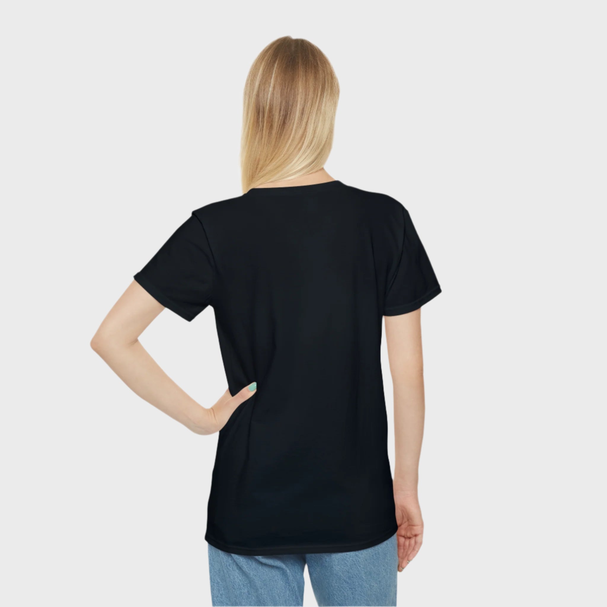 Unisex Iconic Graphic Tee - Casual Everyday Wear for All Occasions