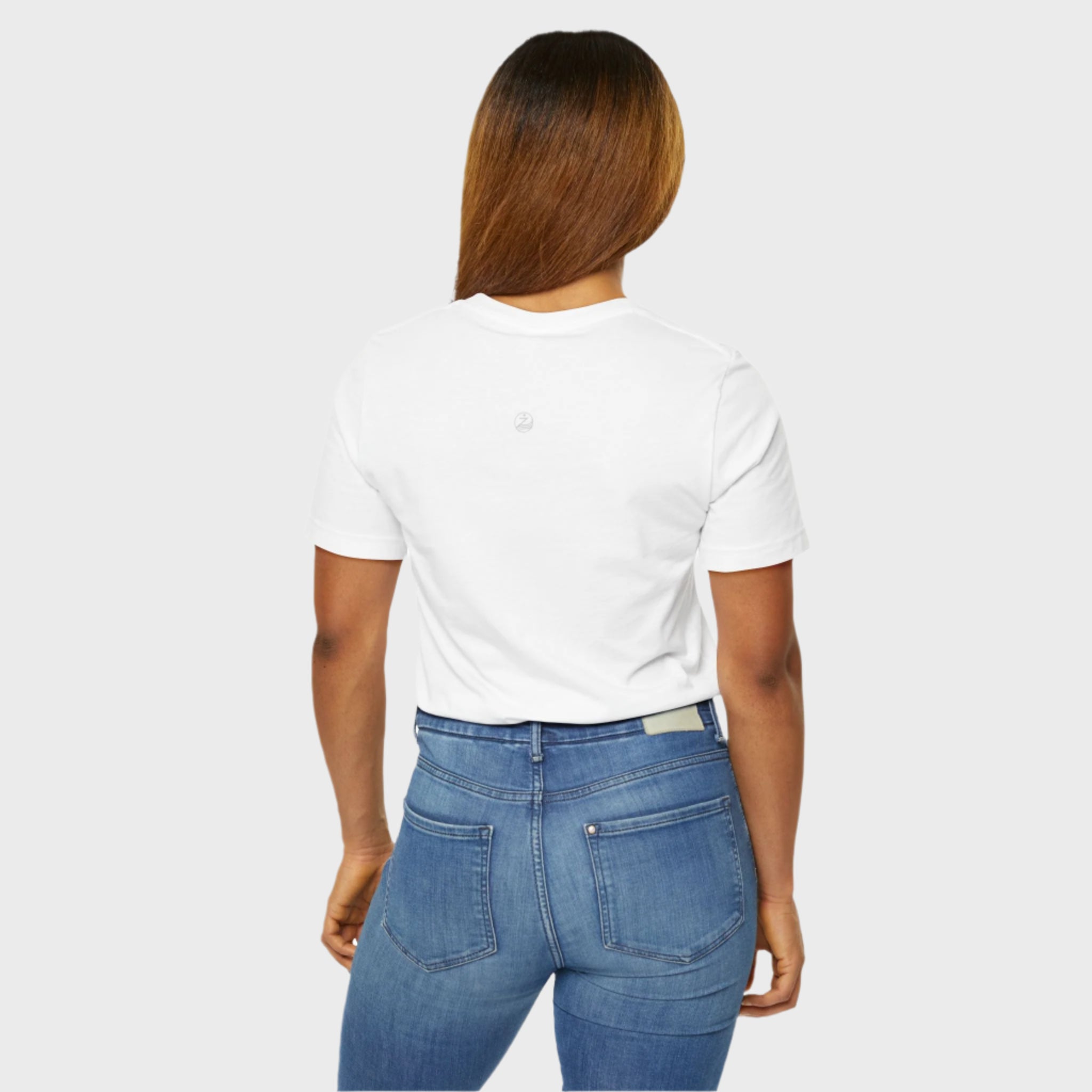 Minimalist White Unisex Jersey T-Shirt - Casual Comfort for Everyday Wear